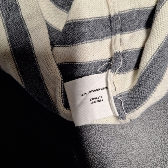 Anthropologies Sparrow Striped Gray and White Sweater. - Picture 5 of 7